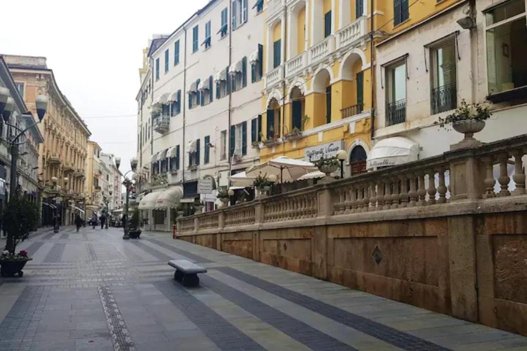 Giardino In Citta; Centralissimo Σαν Ρέμο Εξωτερικό φωτογραφία