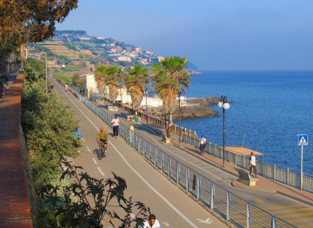 Giardino In Citta; Centralissimo Σαν Ρέμο Εξωτερικό φωτογραφία