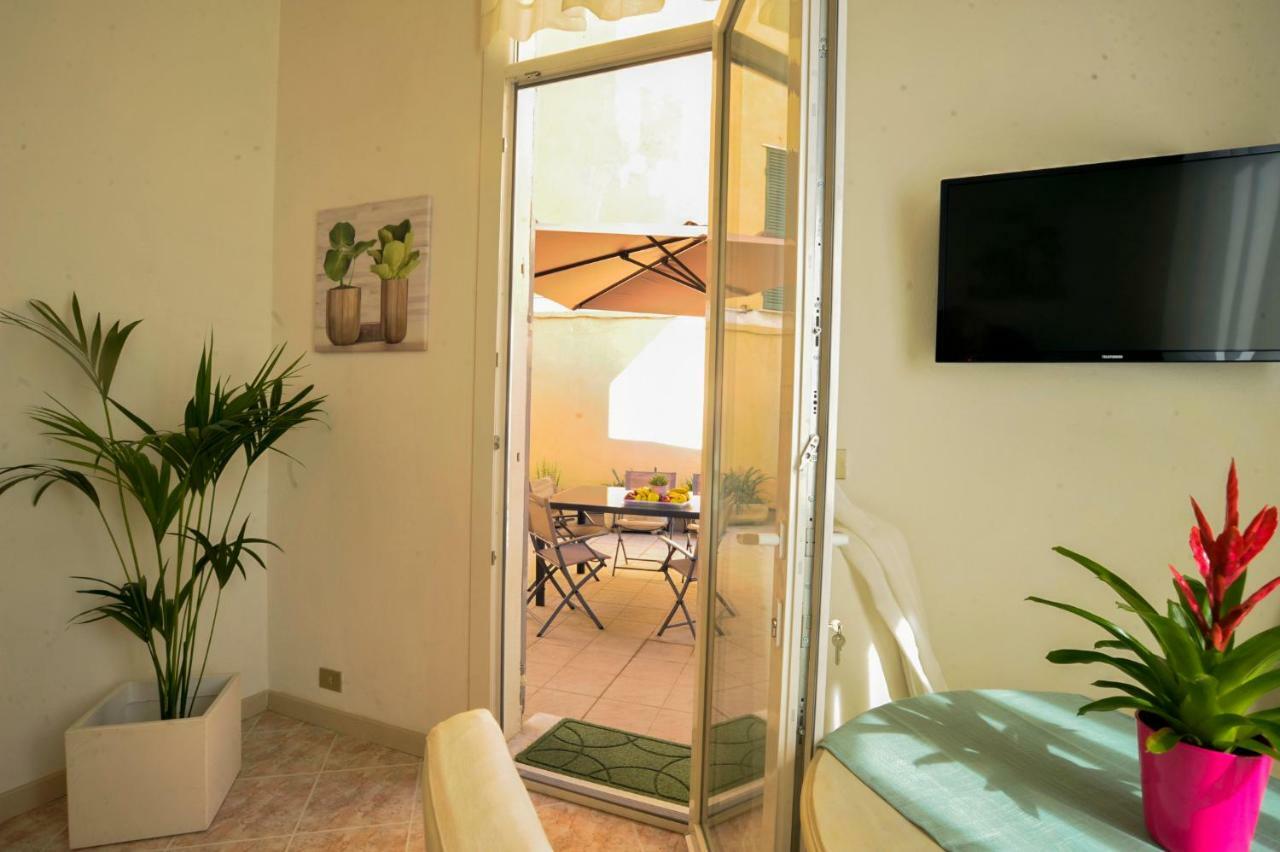 Giardino In Citta; Centralissimo Σαν Ρέμο Εξωτερικό φωτογραφία